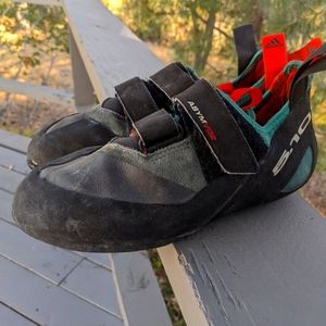 Fiveten acym vcs climbing shoe